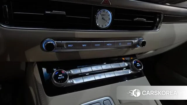 Genesis G90 id 3161323 из Кореи 8