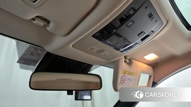 Lexus UX250h id 3713592 из Кореи 8