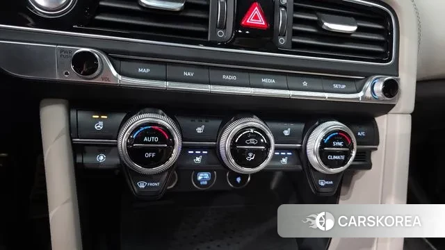 Genesis The New G70 id 3721542 из Кореи 8