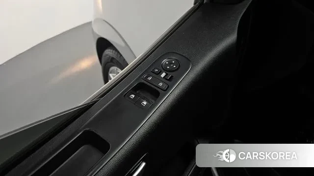 Hyundai Staria id 3488330 из Кореи 8