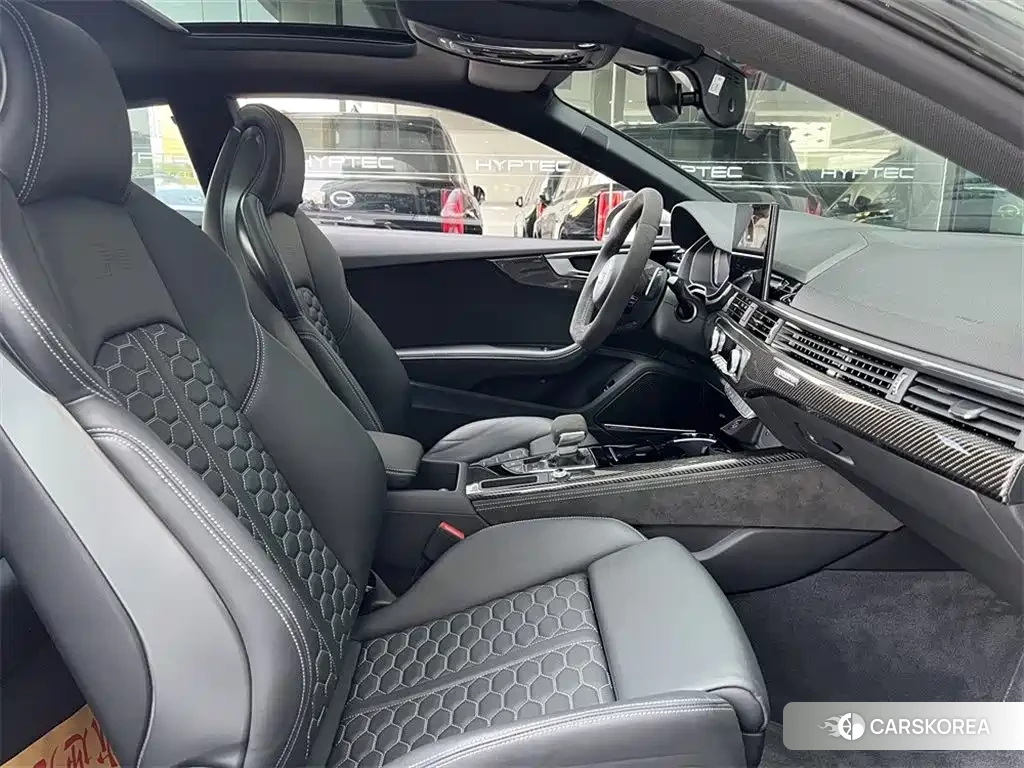 Audi RS 5 id 4644471 из Китая 8