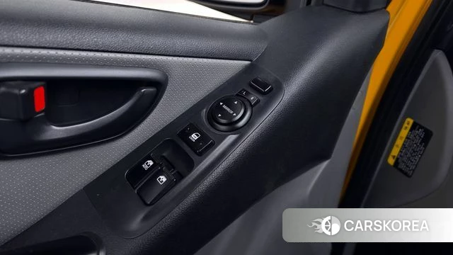 Hyundai The New Grand Starex id 3834037 из Кореи 8