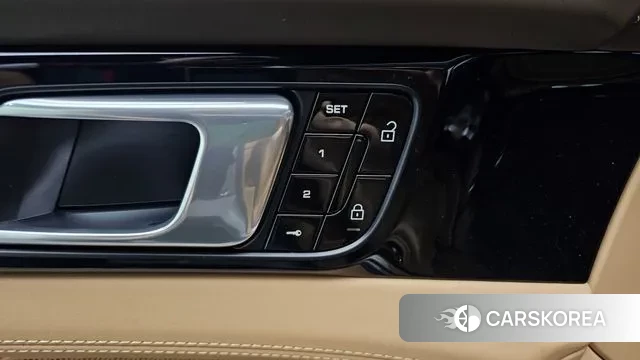 Porsche Panamera (971) id 3094624 из Кореи 8