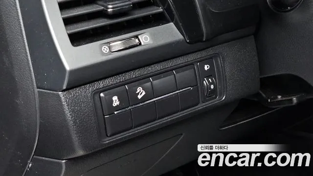 Ssangyong The New Rexton Sports Cannes id 2689411 из Кореи 8