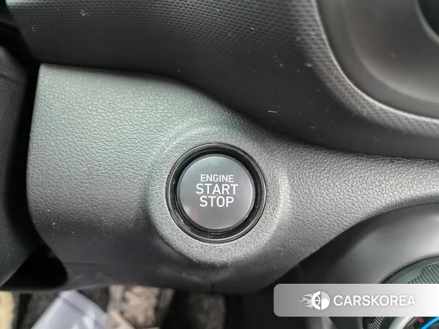 Hyundai Venue id 4546894 из Кореи 8