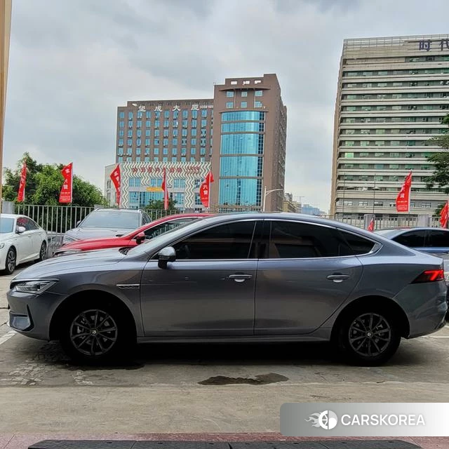 BYD Qin PLUS EV id 3926866 из Китая 8