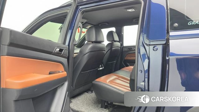 Ssangyong Rexton Sports Cannes id 3916462 из Кореи 8