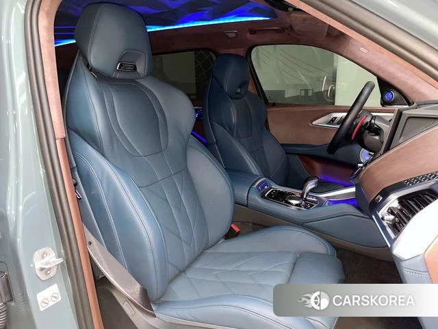 BMW XM id 4264063 из Китая 8