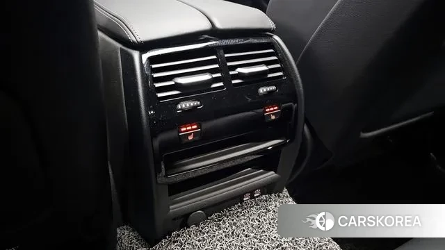 BMW 5 Series (G30) id 2976143 из Кореи 8