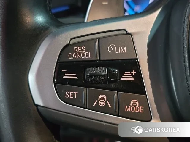 BMW 5 Series (G30) id 3425340 из Кореи 8