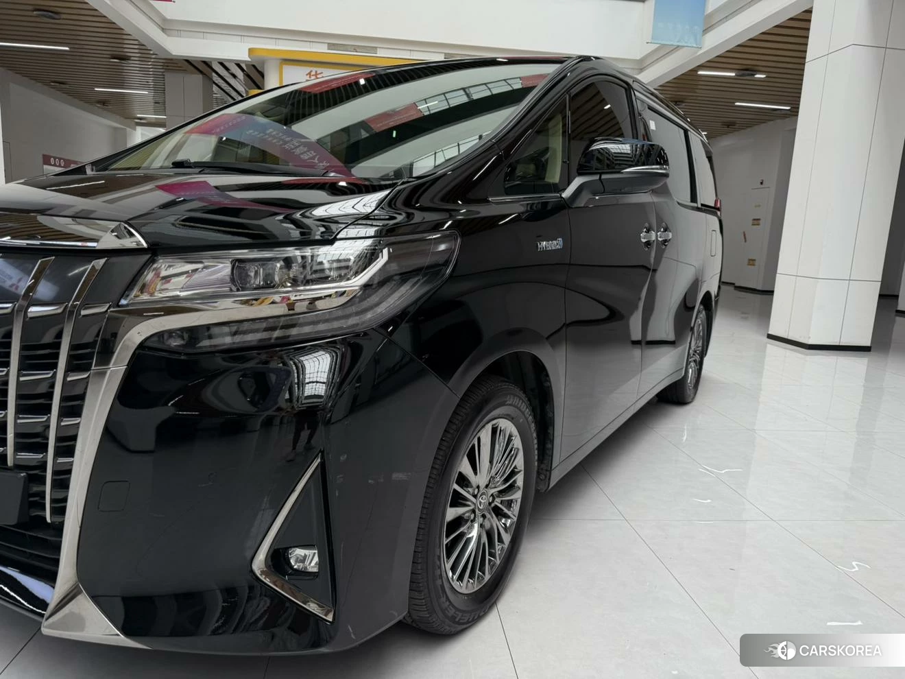 Toyota Elfa id 4455123 из Китая 8
