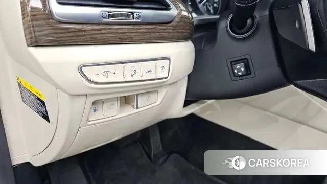 Genesis G90 id 3444617 из Кореи 8