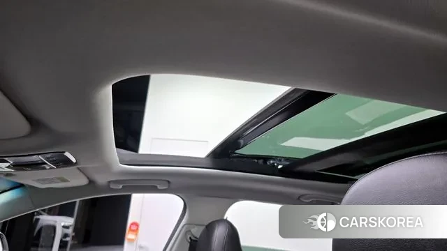 Hyundai Grandeur (GN7) id 2889106 из Кореи 8