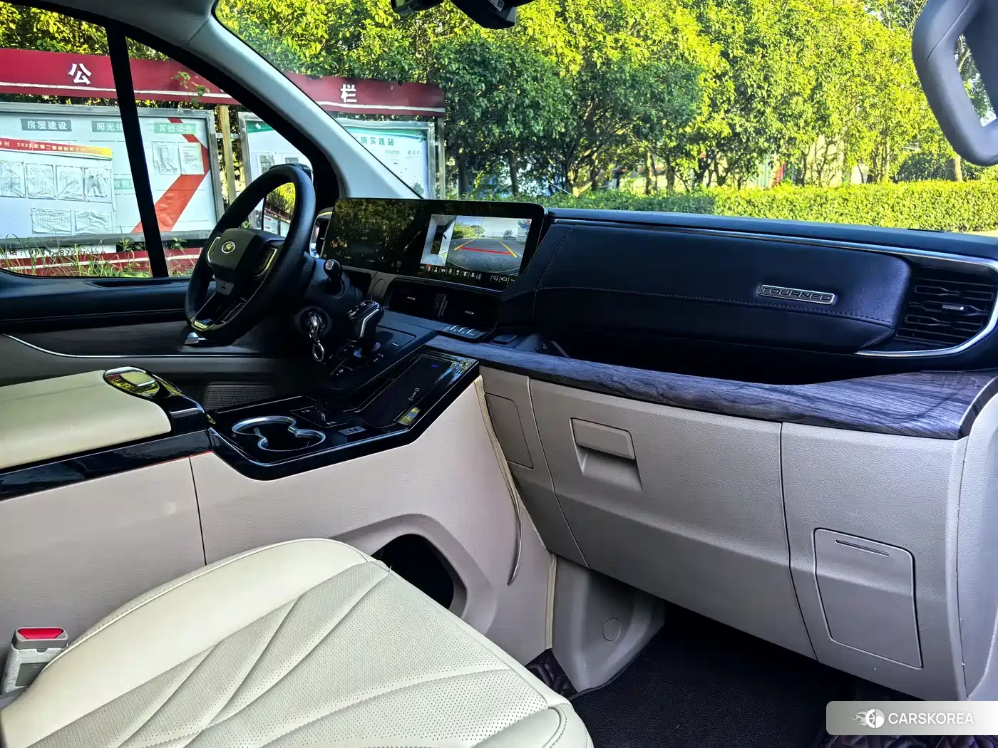 Ford Tourneo id 4622744 из Китая 8