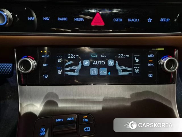 Genesis GV70 id 4493495 из Кореи 8