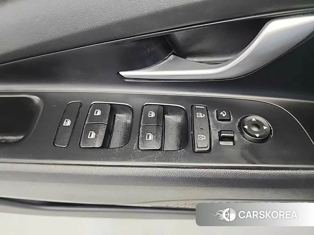 Hyundai Avante (CN7) id 3904866 из Кореи 8