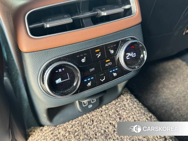Genesis GV70 id 4631867 из Кореи 8