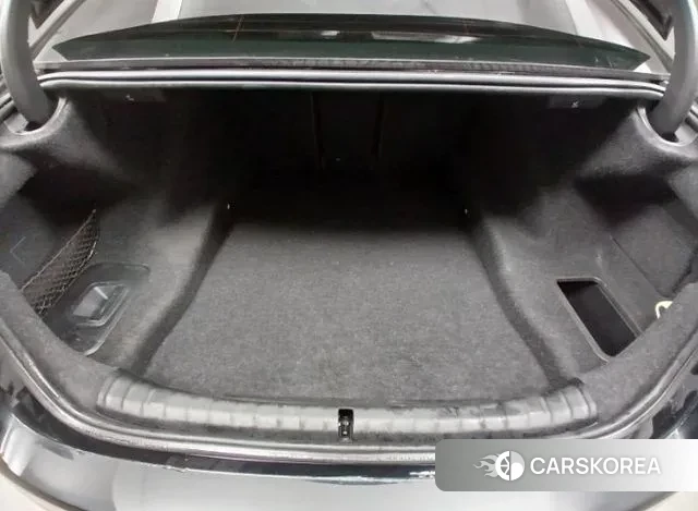 BMW 5 Series (G30) id 3438853 из Кореи 8