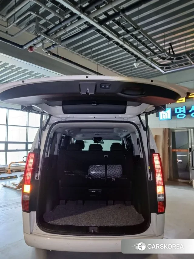 Hyundai Staria id 3517682 из Кореи 8