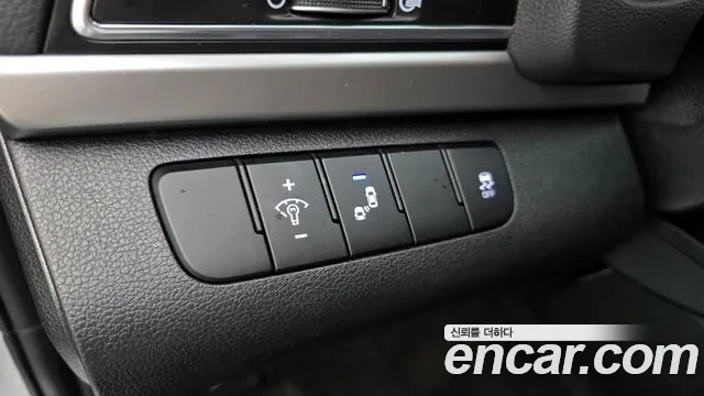 Hyundai Avante AD id 2860660 из Кореи 8