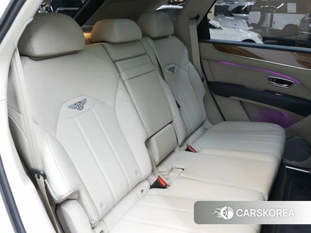 Bentley Bentayga id 4387969 из Кореи 8
