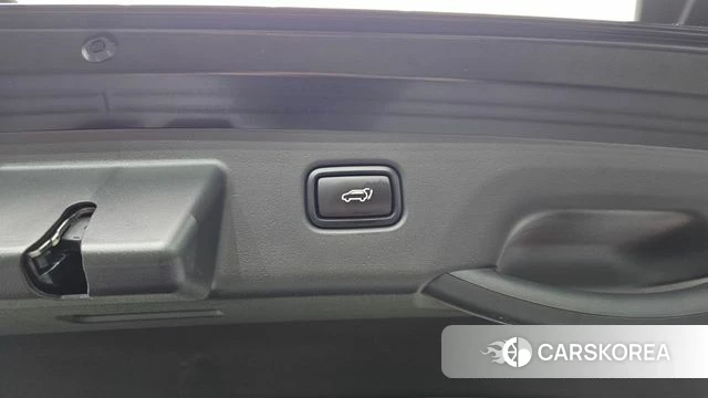 Kia Di Ol Nu Niro id 4636543 из Кореи 8