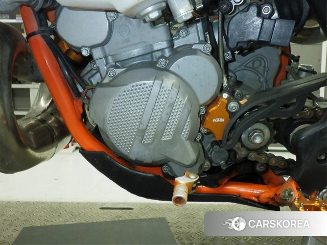 KTM 250EXC SIXDAYS TPI id 3939677 из Японии 8