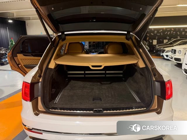 Bentley Bentayga id 3808107 из Кореи 8