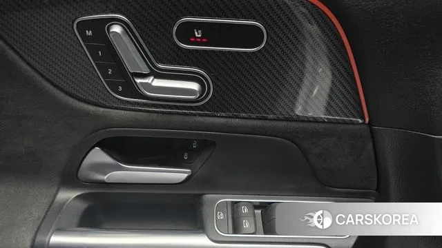 Mercedes-Benz GLA - Class H247 id 3344179 из Кореи 8