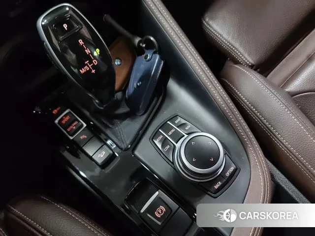 BMW X1 (F48) id 3732772 из Кореи 8