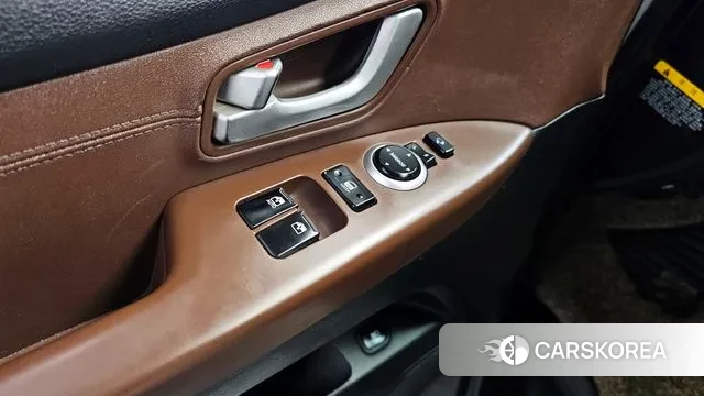 Hyundai The New Grand Starex id 3479939 из Кореи 8