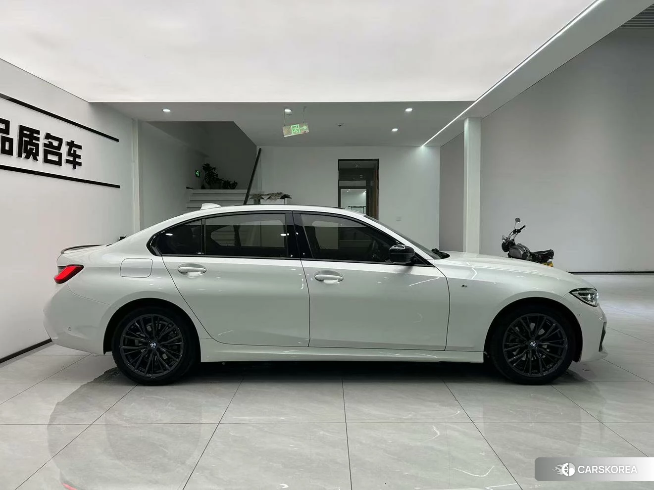 BMW 3 series id 4504937 из Китая 8