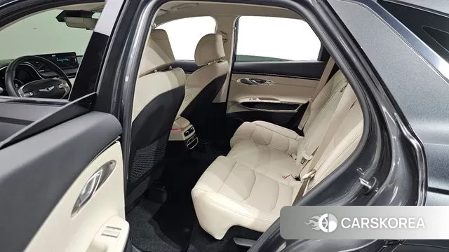 Genesis GV70 id 3023065 из Кореи 8