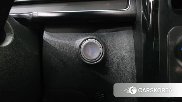 Hyundai The New Staria id 4279481 из Кореи 8