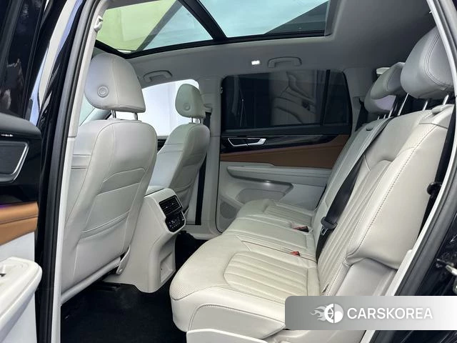 Volkswagen Tourang id 4313825 из Китая 8