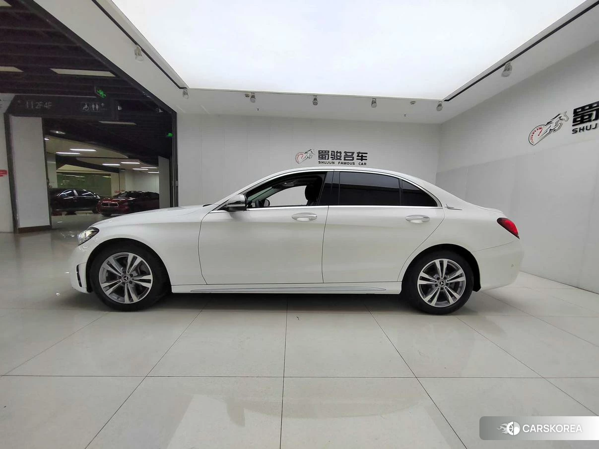 Mercedes-Benz Class C id 4419305 из Китая 8