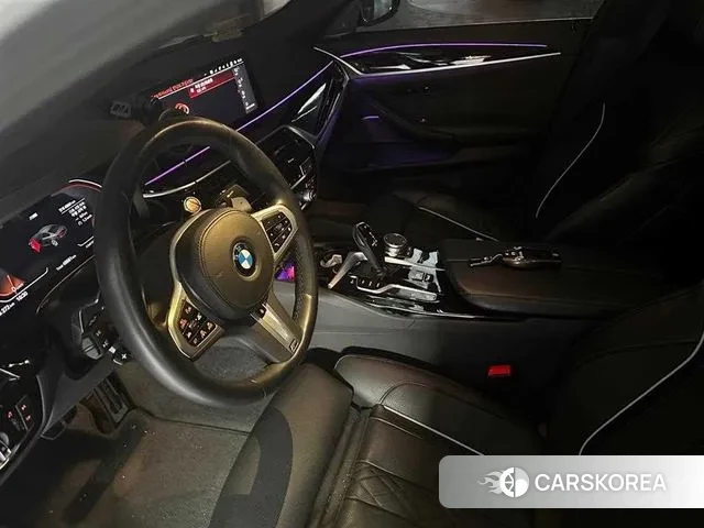 BMW 5 Series (G30) id 3311078 из Кореи 8