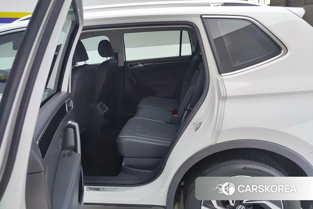 Volkswagen Tiguan L id 4261910 из Китая 8