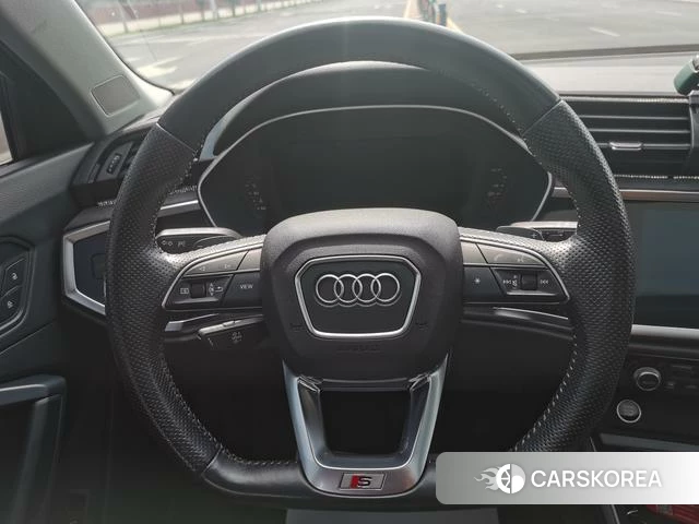 Audi Q3 Sportback id 4263335 из Китая 8