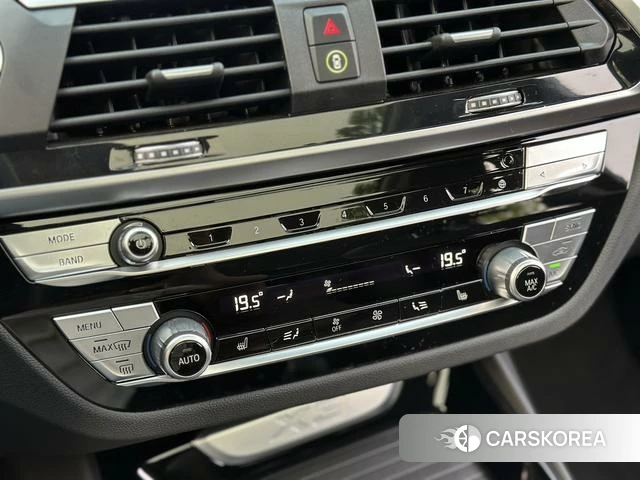 BMW X3 id 4368063 из Китая 8