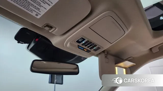 Ford Explorer 6th Generation id 3122229 из Кореи 8