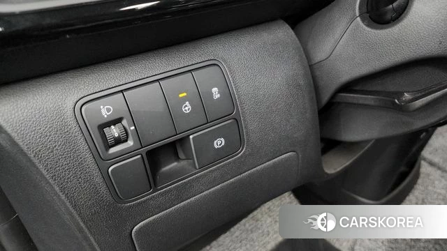 Hyundai Staria id 4928719 из Кореи 8