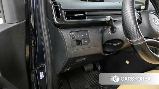 Hyundai Staria id 3806938 из Кореи 8