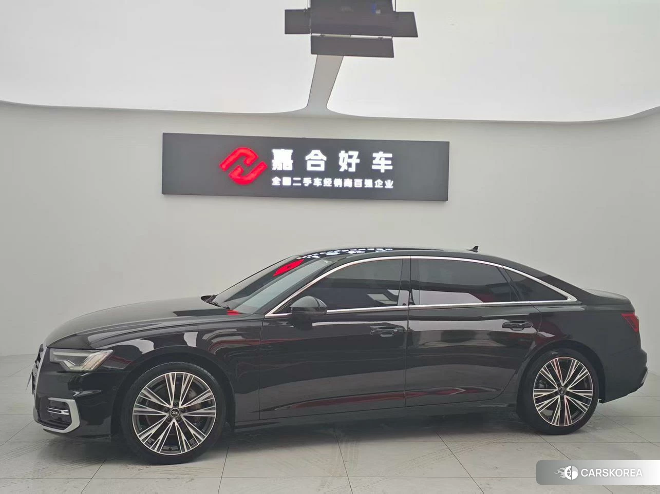 Audi A6L id 4510372 из Китая 8