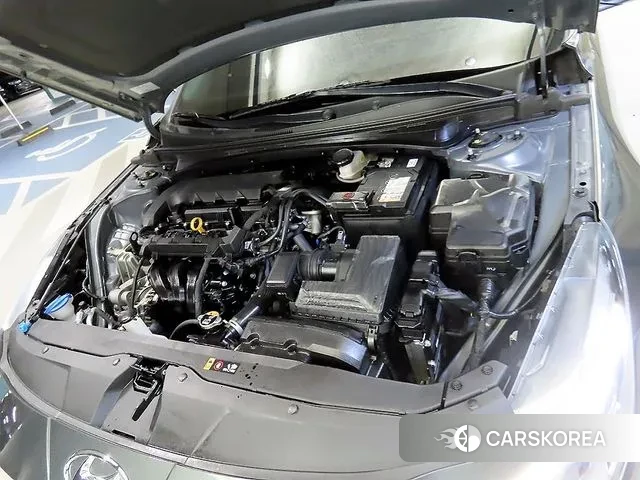 Hyundai Avante (CN7) id 3342151 из Кореи 8