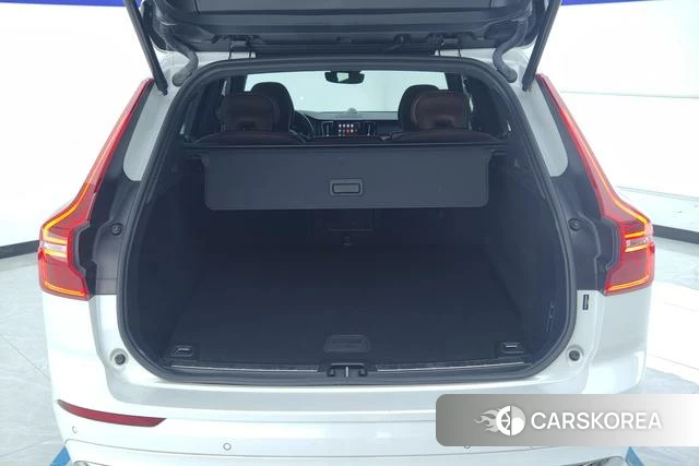 Volvo XC60 PHEV id 4221029 из Китая 8