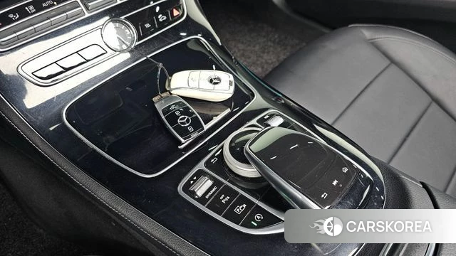Mercedes-Benz E-Class W213 id 4596394 из Кореи 8