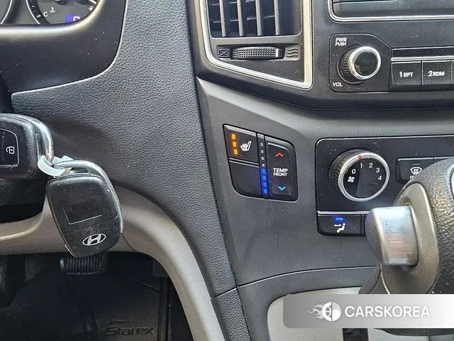 Hyundai The New Grand Starex id 3238596 из Кореи 8