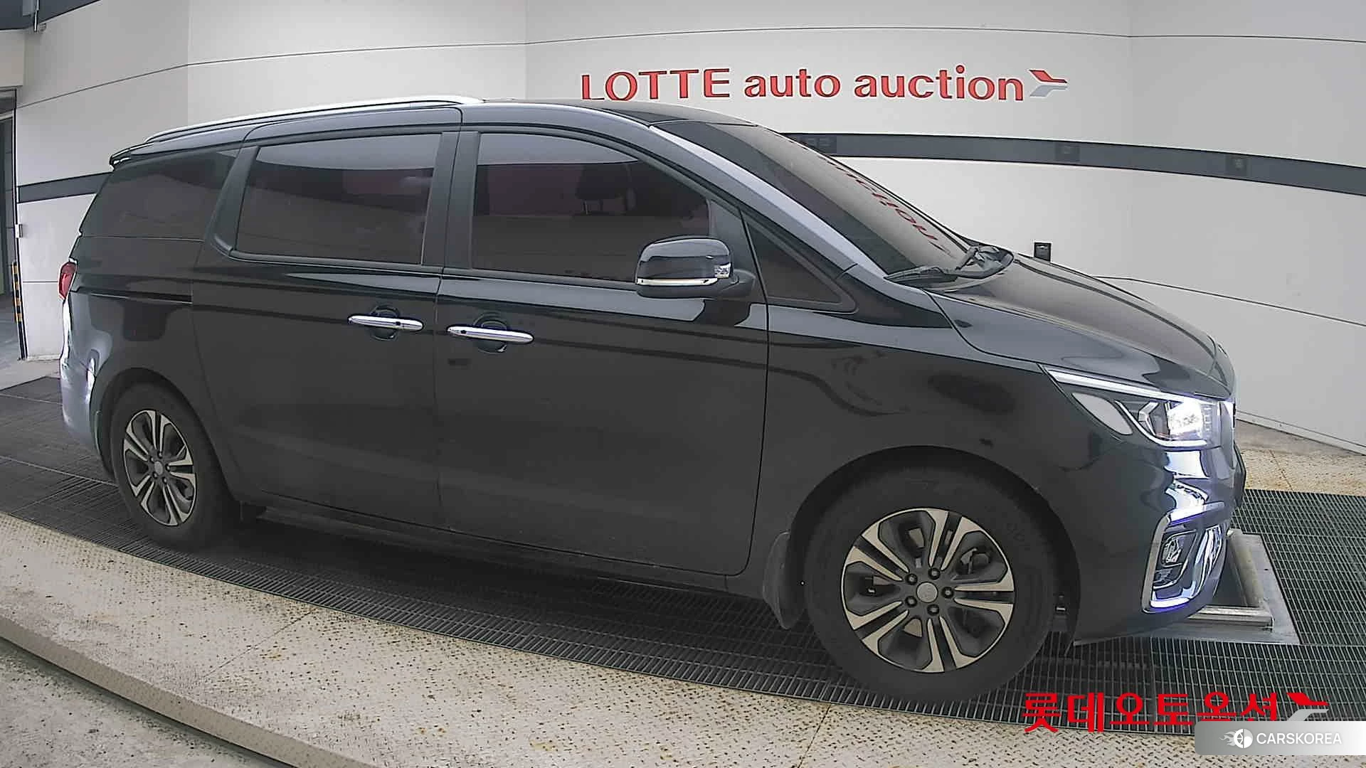 Kia Carnival id 4664326 из Кореи 8