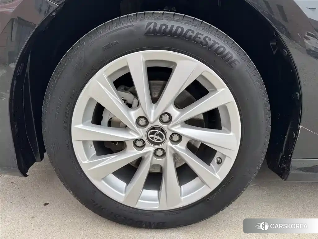 Toyota Camry id 4669233 из Китая 8